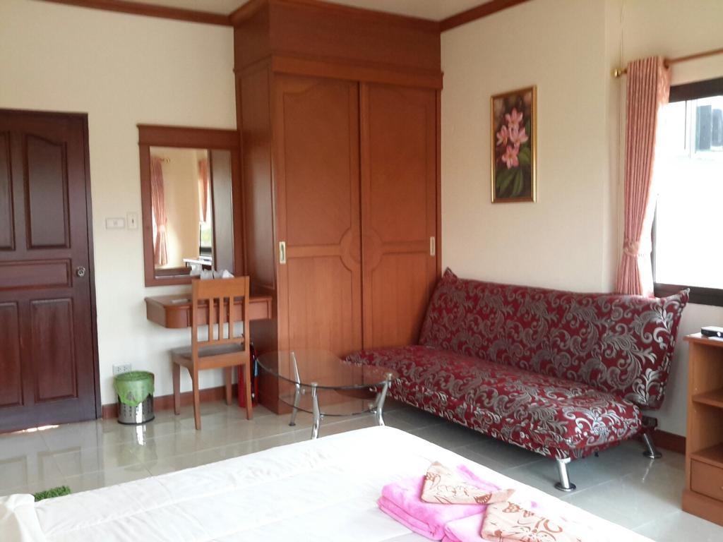 Donchai House Guest House& Cafe Chiang Mai Exterior foto