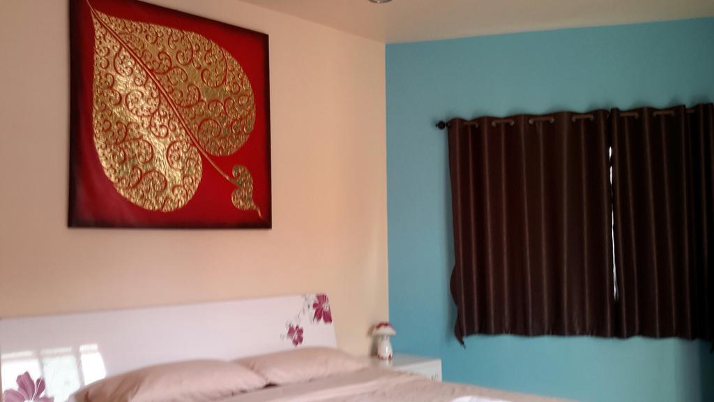 Donchai House Guest House& Cafe Chiang Mai Exterior foto
