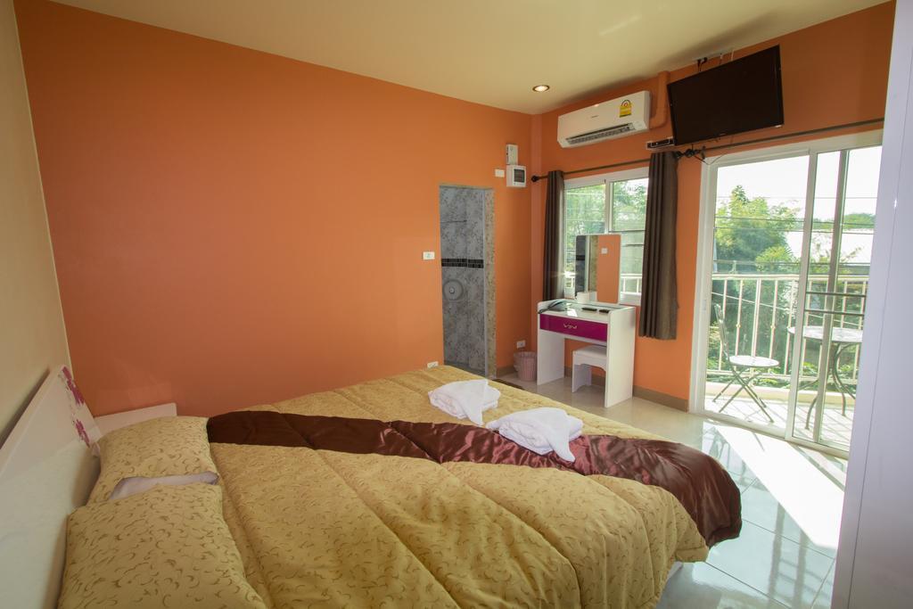 Donchai House Guest House& Cafe Chiang Mai Exterior foto