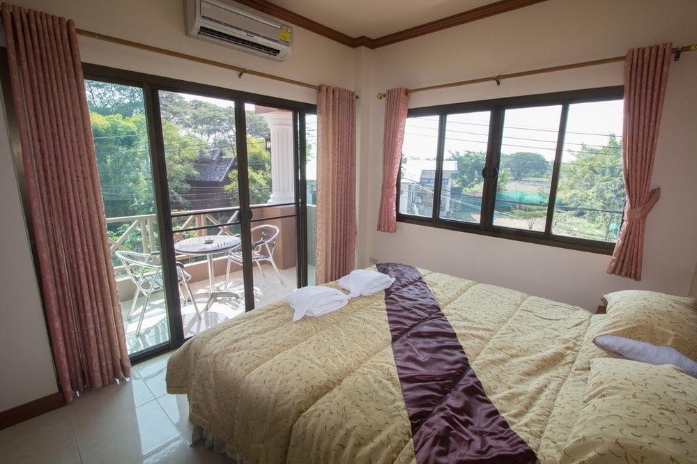 Donchai House Guest House& Cafe Chiang Mai Exterior foto