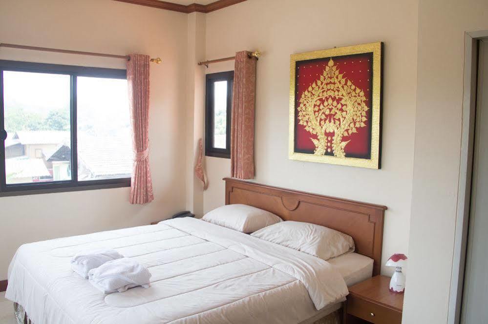 Donchai House Guest House& Cafe Chiang Mai Exterior foto